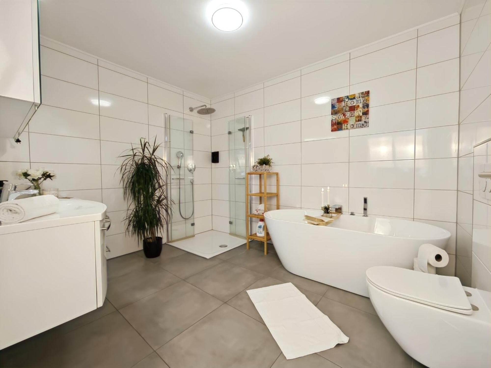 Kaiserin Sisi Fuer Bis Zu 6 - Arbeitsplatz, Badewanne, Parkplatz, Waschmaschine ディンケルスビュール エクステリア 写真
